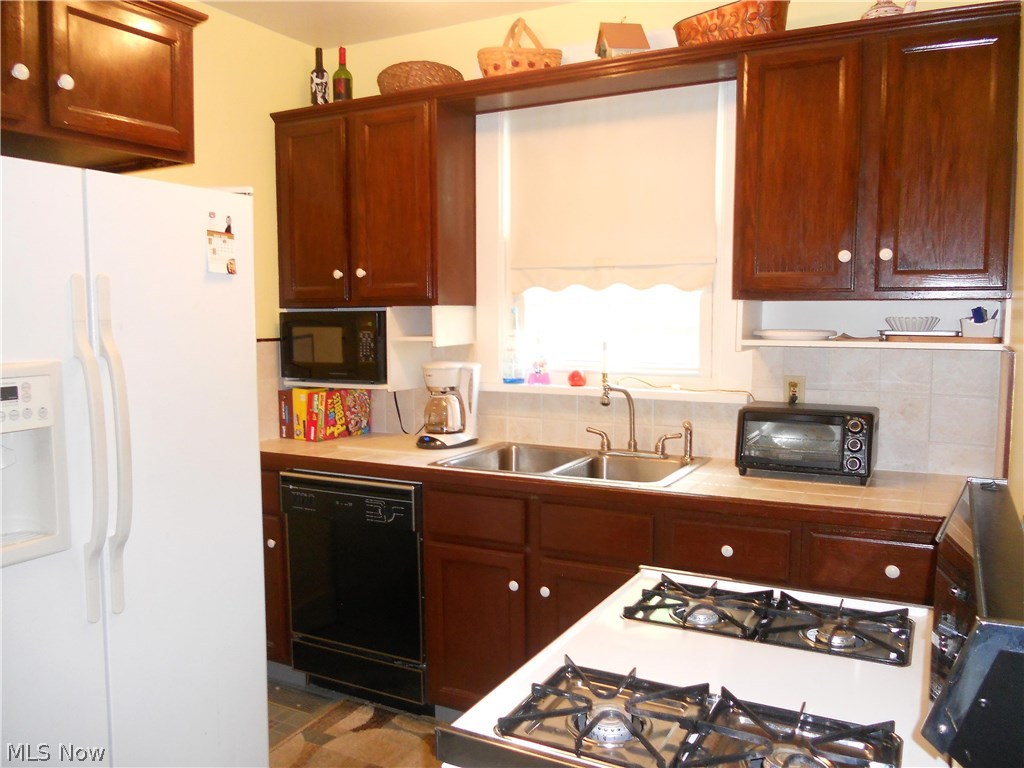 David C Hamiltons Add Niles - Residential