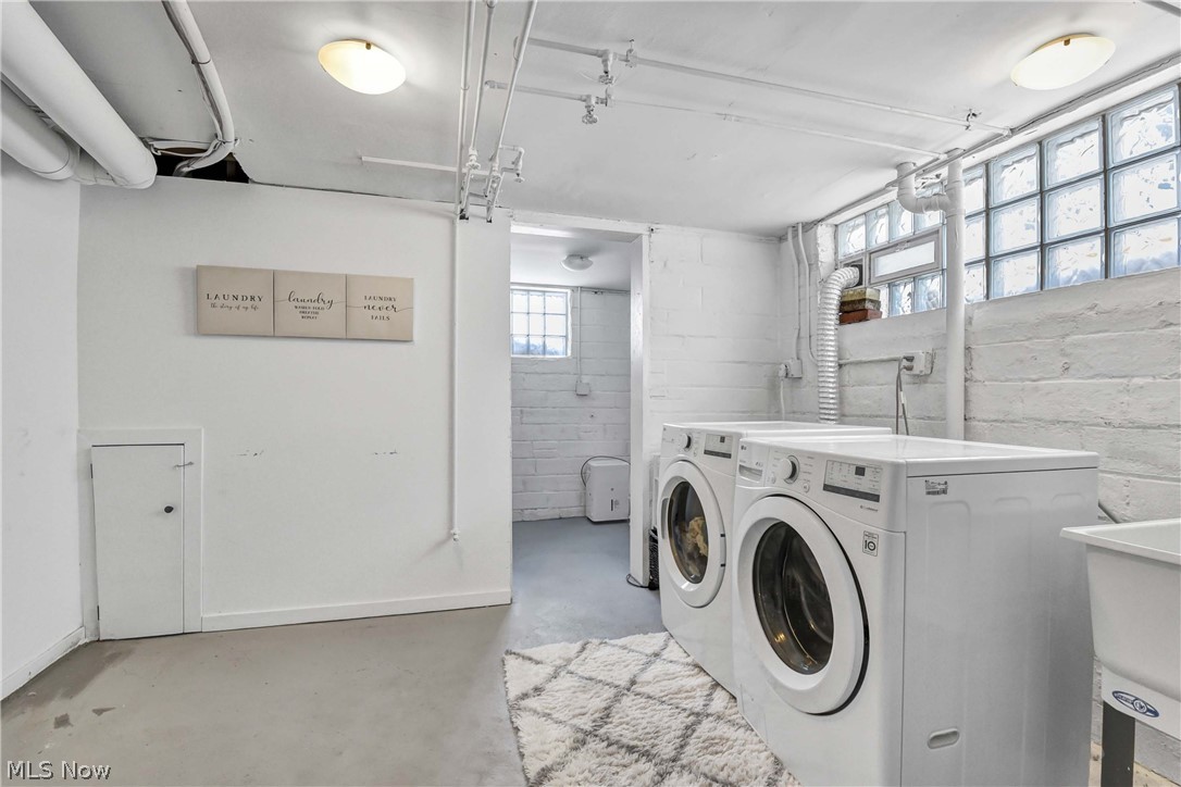 Frank Bauers Lake View Park Allot - Residential