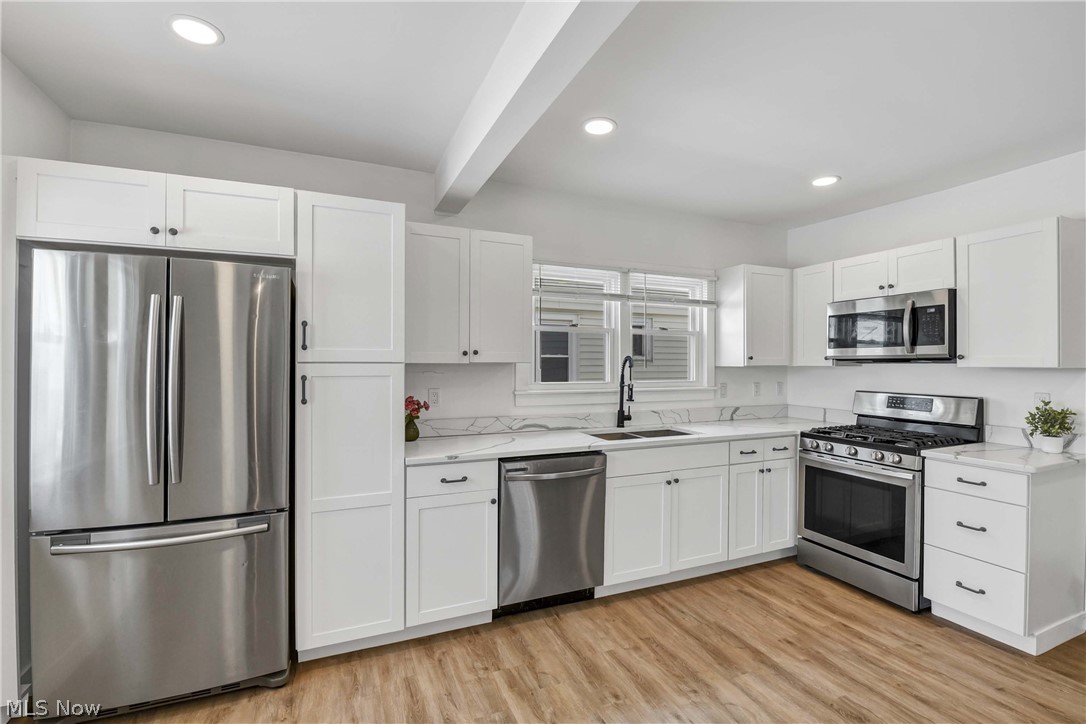 Frank Bauers Lake View Park Allot - Residential