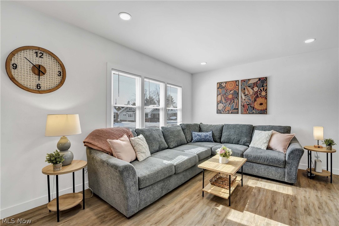 Frank Bauers Lake View Park Allot - Residential