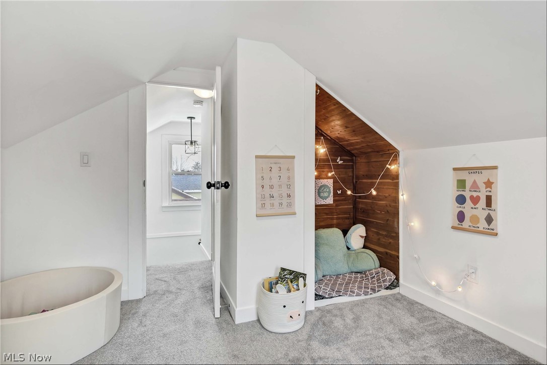 Frank Bauers Lake View Park Allot - Residential