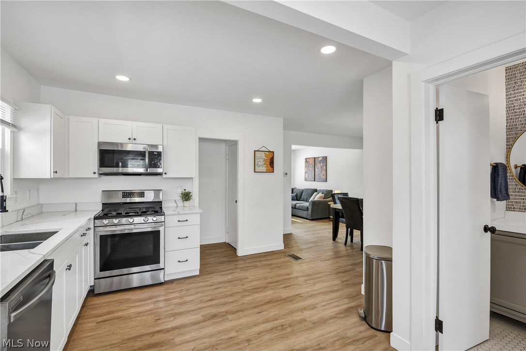 Frank Bauers Lake View Park Allot - Residential