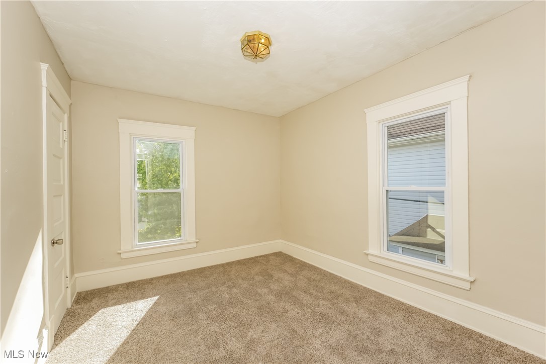 F R Elliotts - Residential