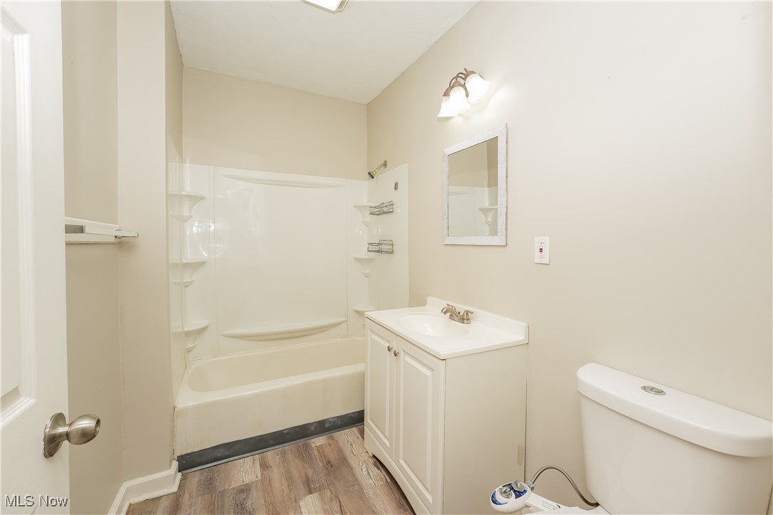 F R Elliotts - Residential