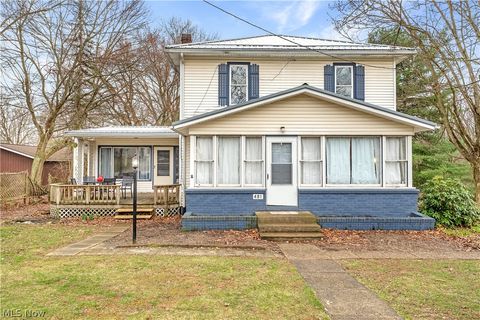 Homes For Sale - 481 Steubenville Road<br/> Carrollton, OH 44615