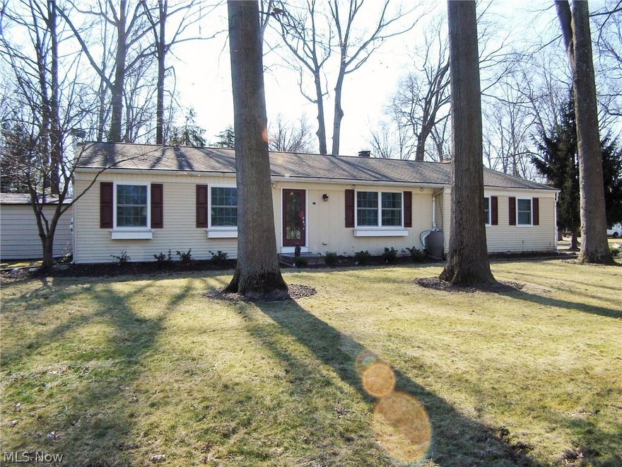 Location, location…the heart of Avon Lake, just minutes from Sunset Park, the walking
trails of Kopf Reservation, Avon Lake Library, Memorial Stadium and Lake Erie.
Spacious 3 bedroom, 2 bath ranch, family room with fireplace, Florida room and
additional Rec Room in the finished basement. Added bonus; whether you call it a “mancave”
or a “she-shed” there is a spacious workshop shed that was added in 2015.
Numerous other updates include windows, doors,furnace, garage door, kitchen, baths and
much more. We will provide a full list for you at the home. Don’t miss out this one
opportunity won’t last long.