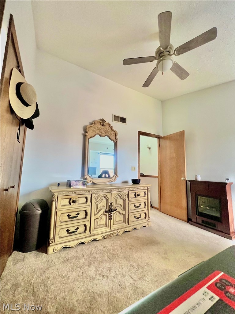 Maplecreek Twnhms - Residential