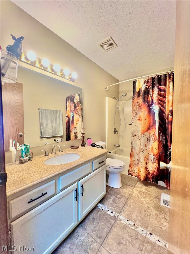 Maplecreek Twnhms - Residential