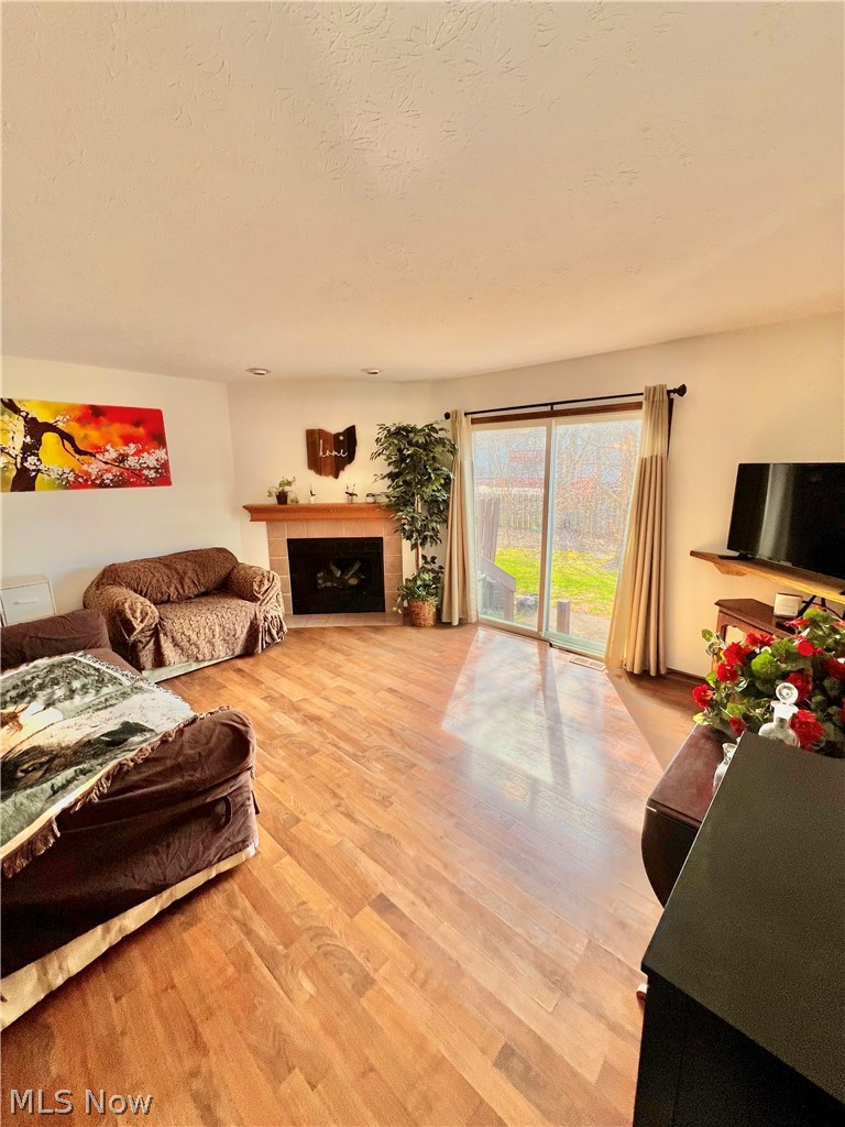 Maplecreek Twnhms - Residential