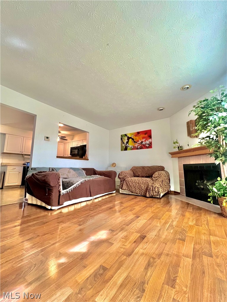 Maplecreek Twnhms - Residential