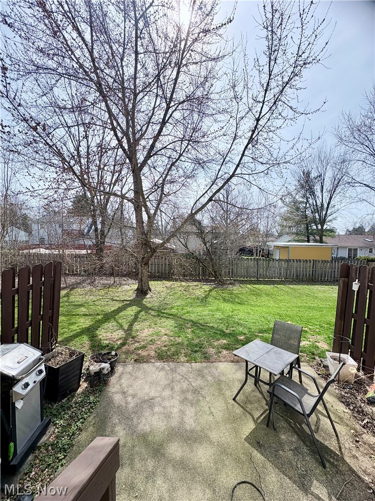 Maplecreek Twnhms - Residential