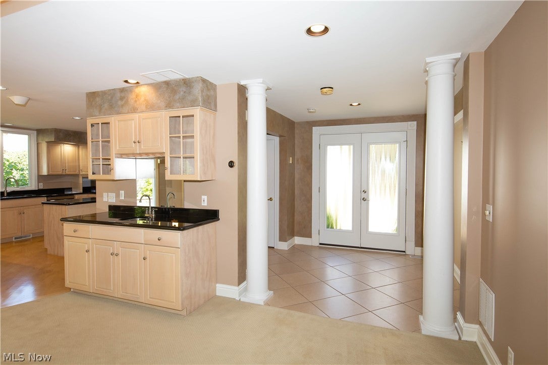 975 Meadowlark Circle