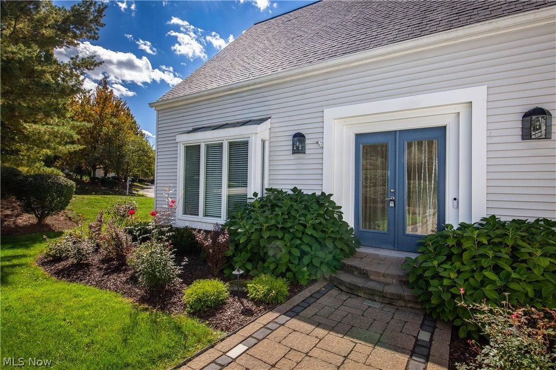 975 Meadowlark Circle