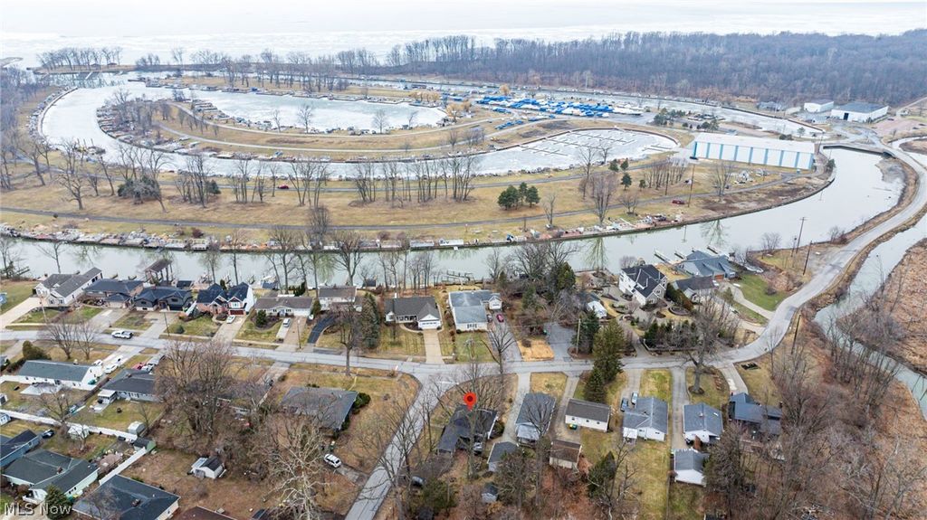 Photo of 8324 Harbor Drive, Mentor, OH 44060 (MLS # 5190711)