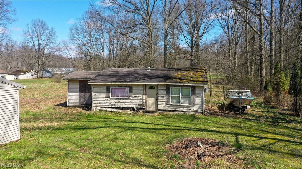 Photo of 5556 Shaffer Road NW, Warren, OH 44481 (MLS # 5199613)