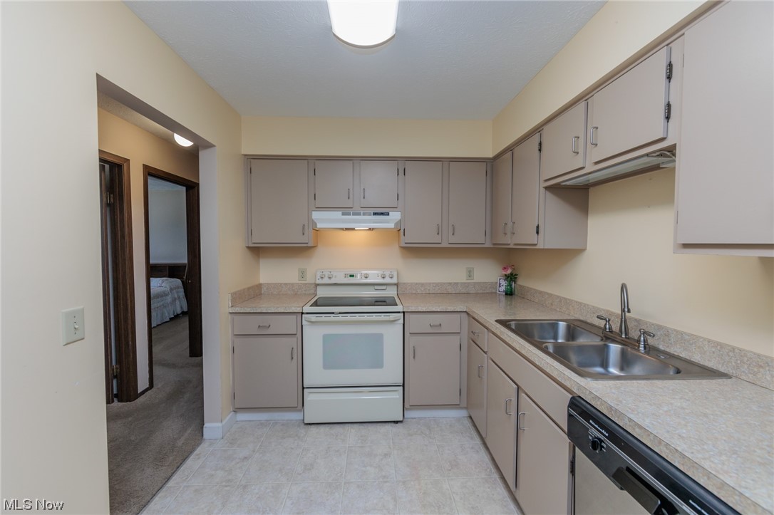 Lockwood Ridge Condo Prcl 2 - Residential