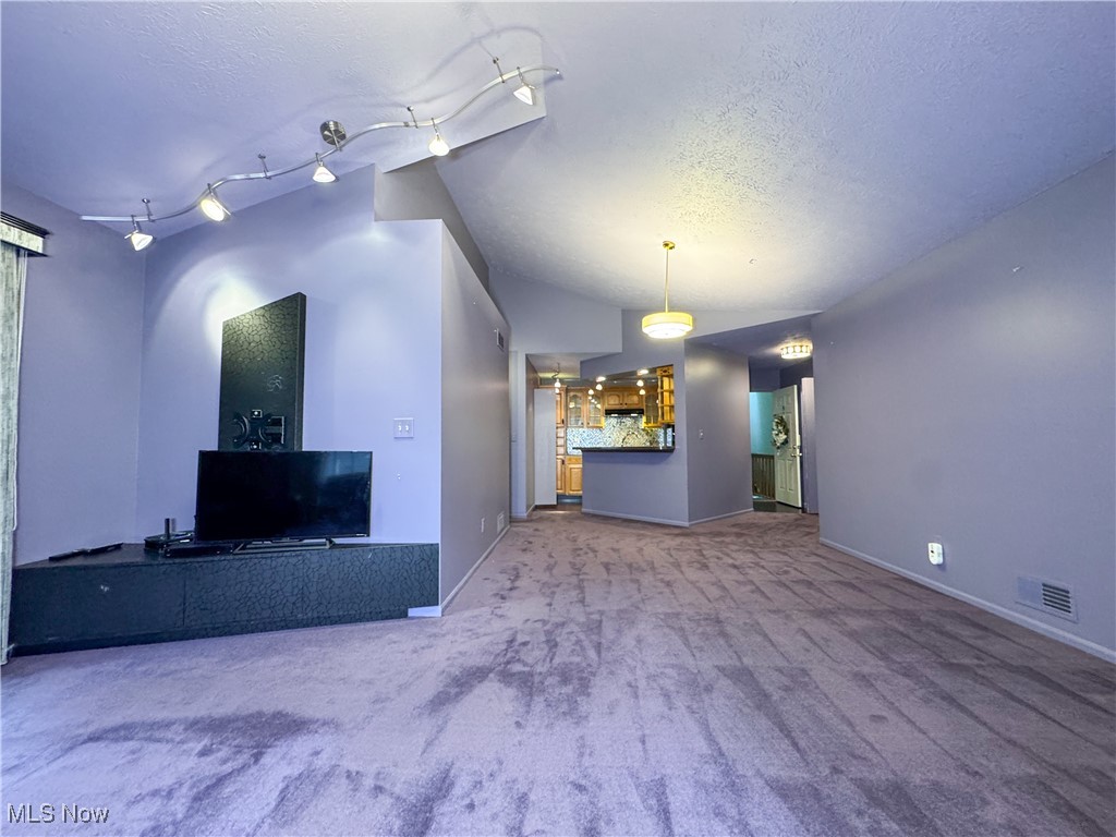3811 Northwoods Court NE