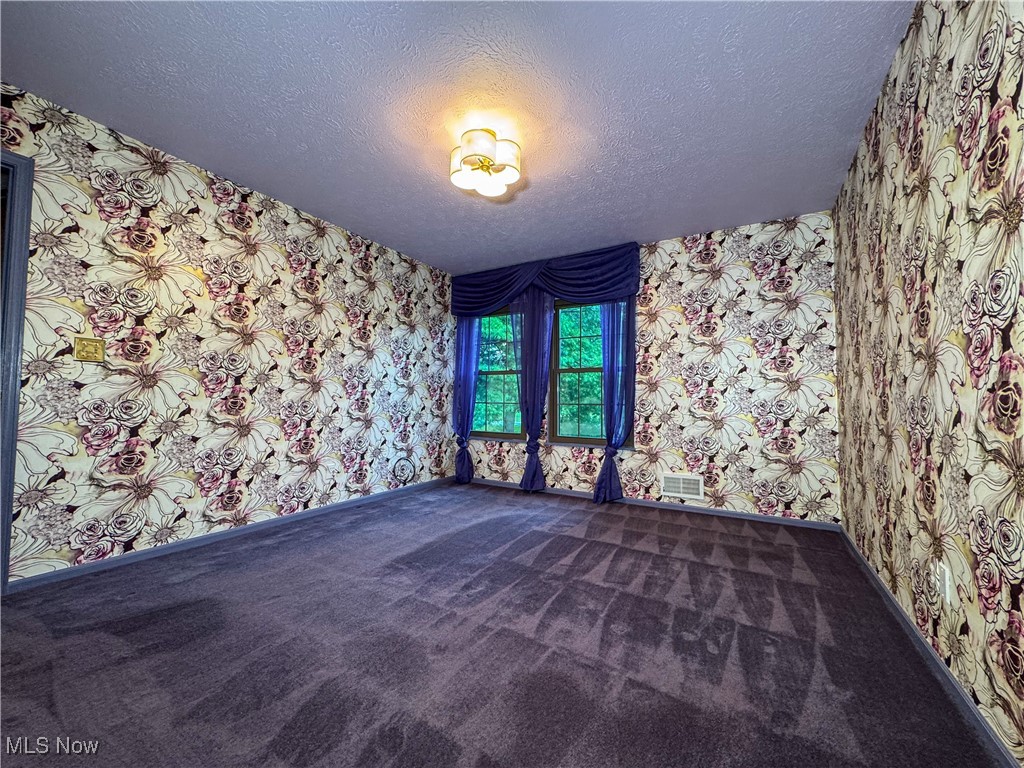 North Woods Condo - Residential