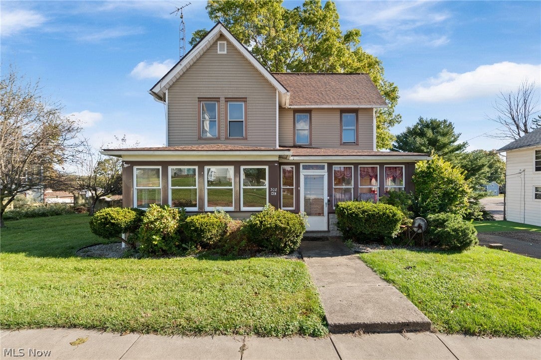 308 High Street NE
