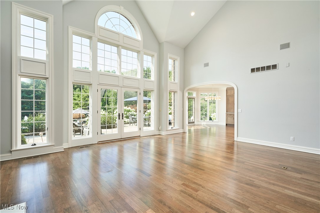 Richfield, Ohio 44286, United States, 6 Bedrooms Bedrooms, ,8 BathroomsBathrooms,Residential,Active,196494