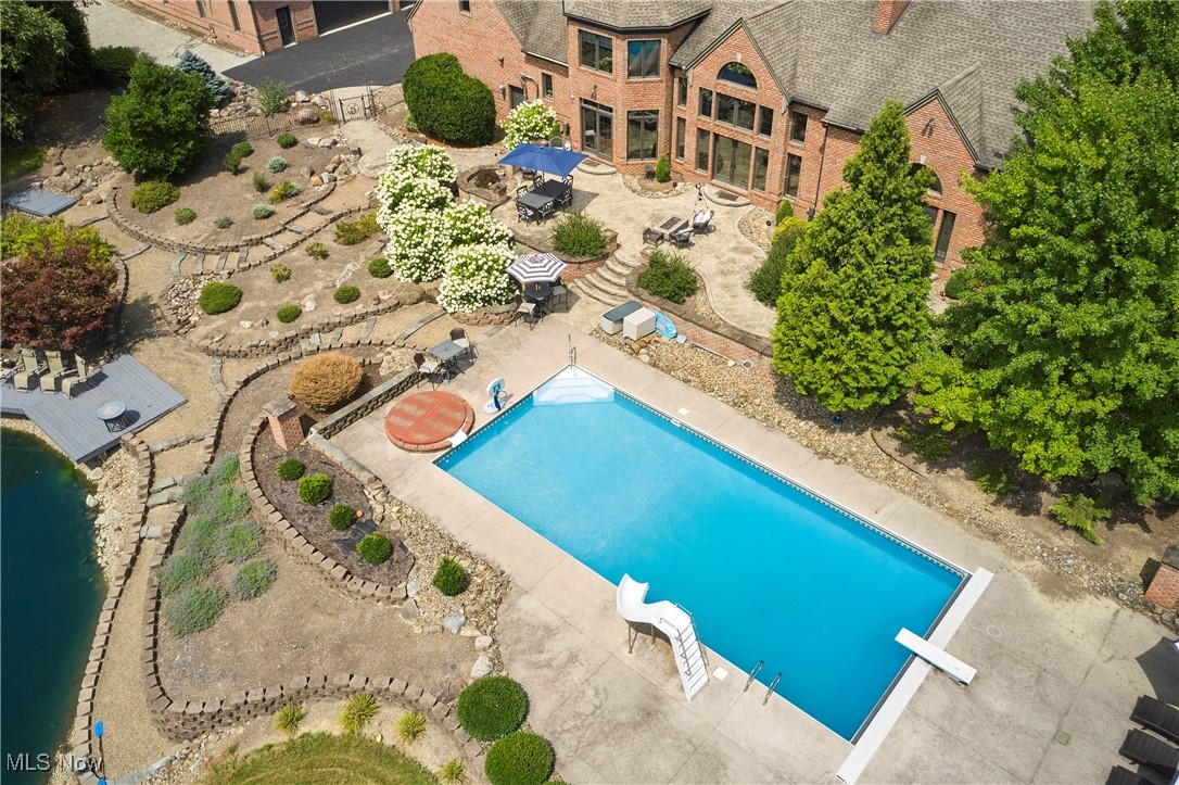 Richfield, Ohio 44286, United States, 6 Bedrooms Bedrooms, ,8 BathroomsBathrooms,Residential,Active,196494