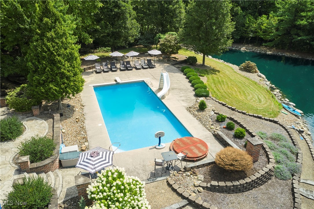 Richfield, Ohio 44286, United States, 6 Bedrooms Bedrooms, ,8 BathroomsBathrooms,Residential,Active,196494