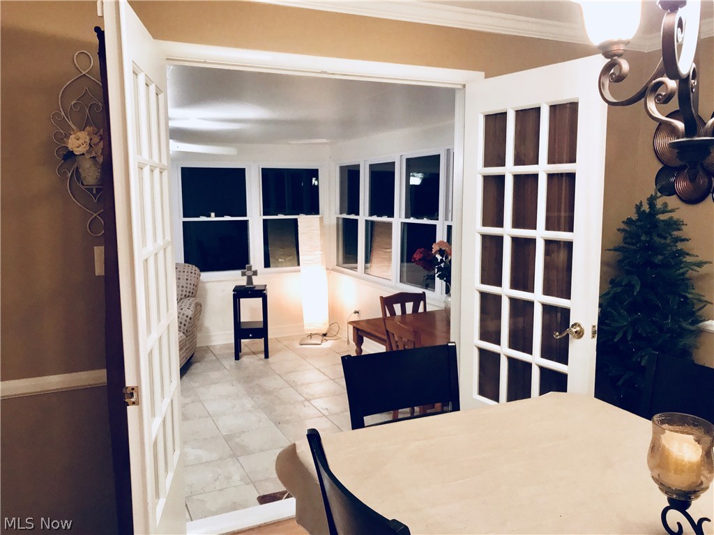 Crestwood Heights 01 - Residential