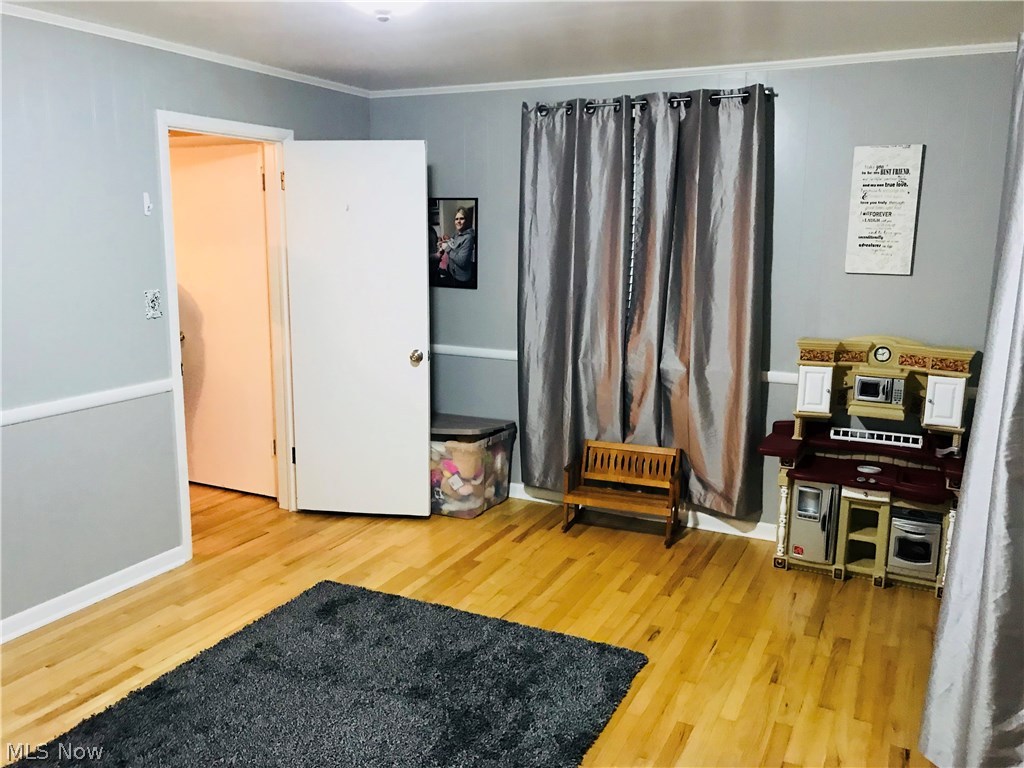 Crestwood Heights 01 - Residential