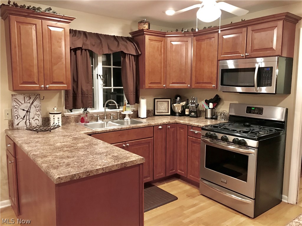 Crestwood Heights 01 - Residential