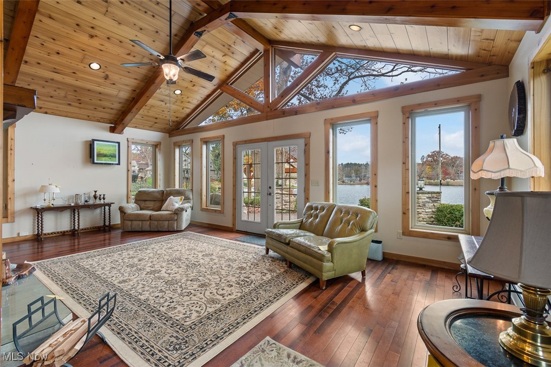 Willowdale Lake - Residential