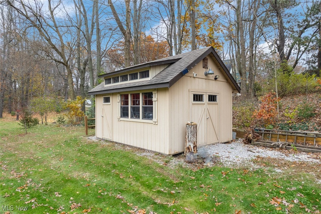 Willowdale Lake - Residential