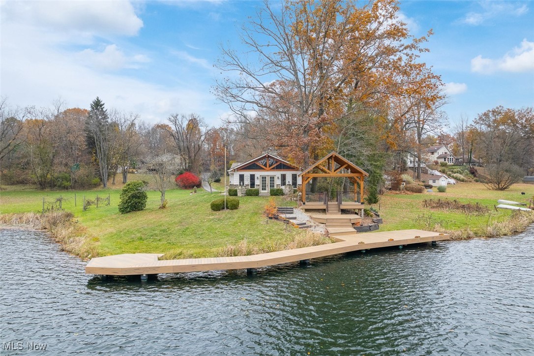 Willowdale Lake - Residential