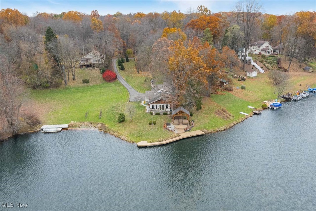 Willowdale Lake - Residential