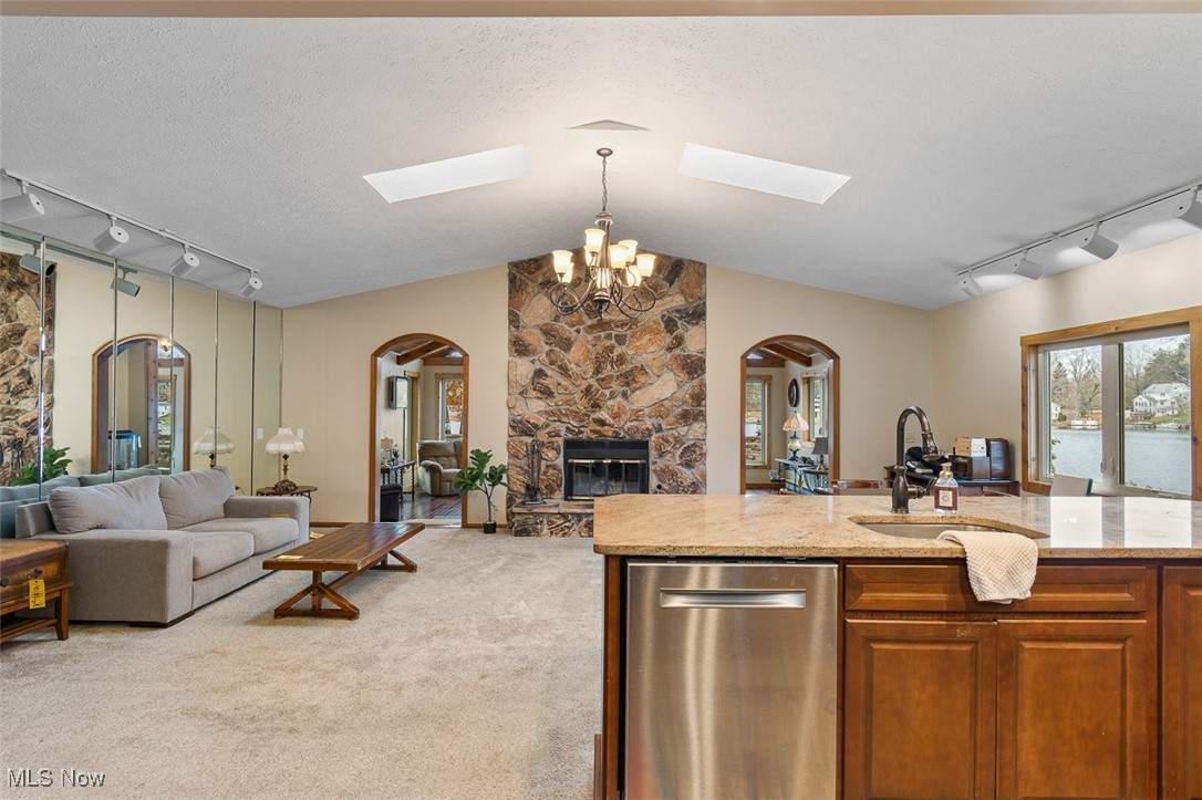 Willowdale Lake - Residential