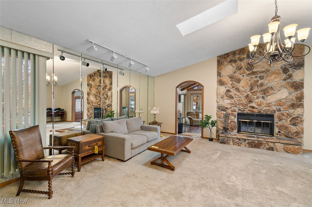 Willowdale Lake - Residential