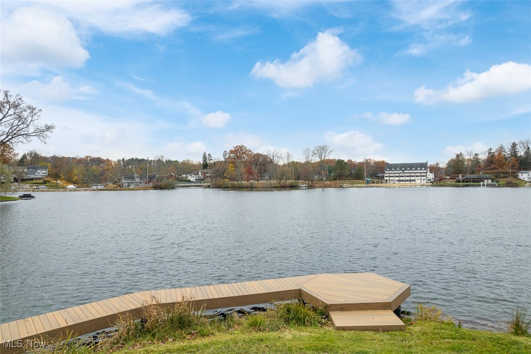 Willowdale Lake - Residential