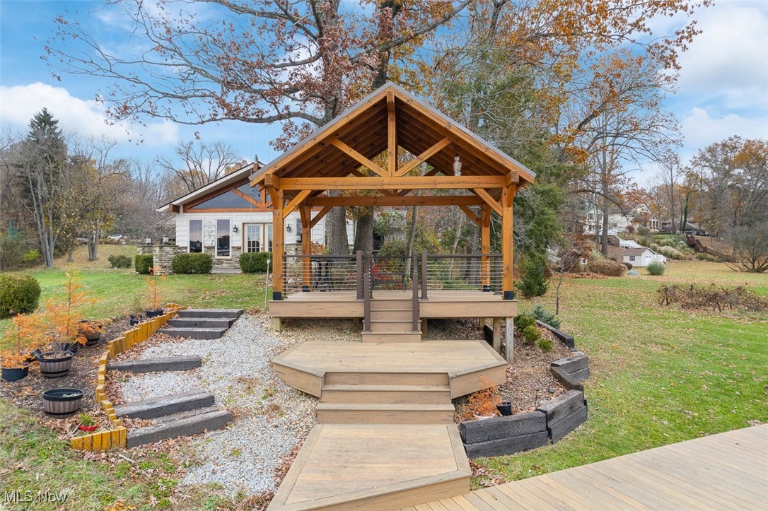 Willowdale Lake - Residential