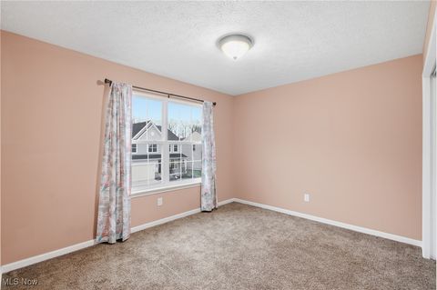 Tiny photo for 12120 Edgehill Oval, Strongsville, OH 44149 (MLS # 5178737)