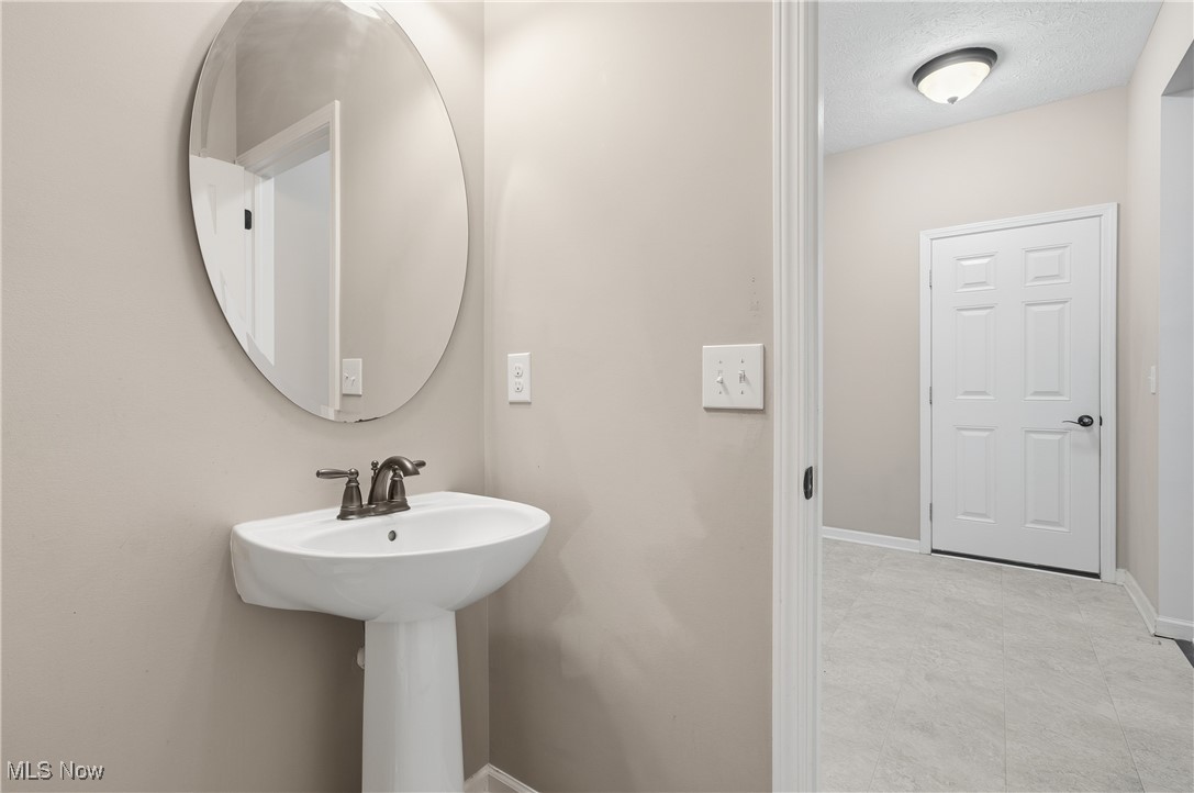 Edgebrook Sub Ph 1 - Residential Lease