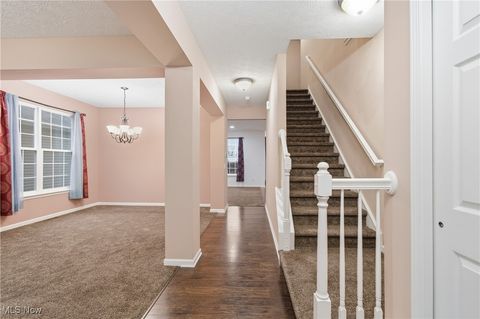 Tiny photo for 12120 Edgehill Oval, Strongsville, OH 44149 (MLS # 5178737)