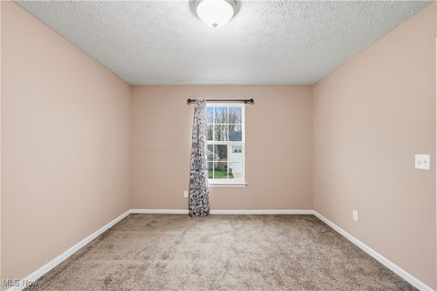Tiny photo for 12120 Edgehill Oval, Strongsville, OH 44149 (MLS # 5178737)