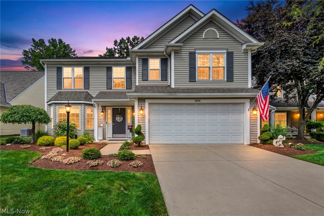 1454 Hollow Wood Lane
