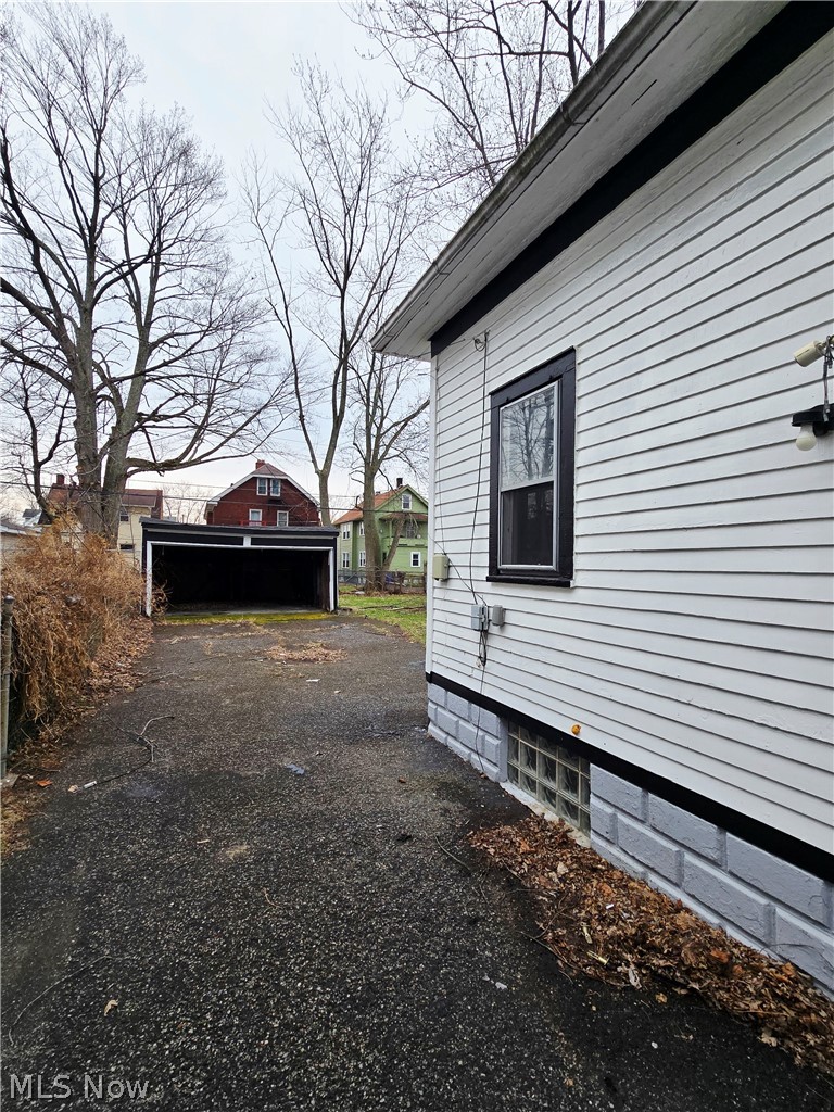 Bartlett Homestead - Residential