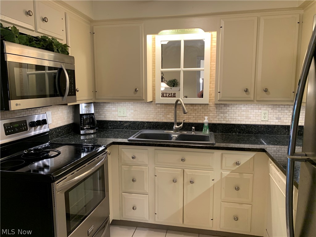 Meadowlawn Condo - Residential