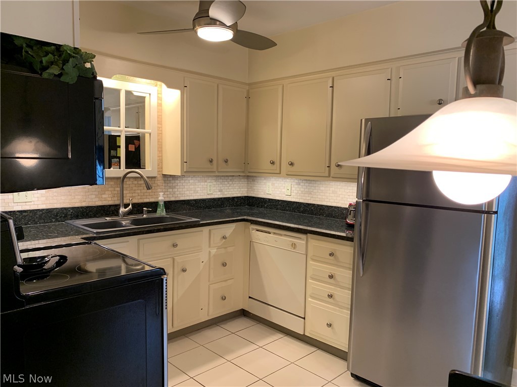 Meadowlawn Condo - Residential