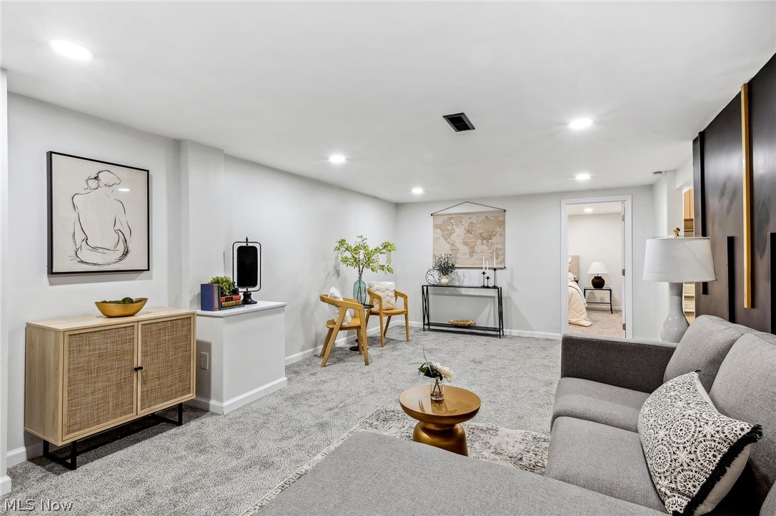 Lyndhurst Mdws Sub - Residential