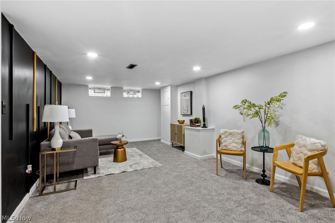 Lyndhurst Mdws Sub - Residential