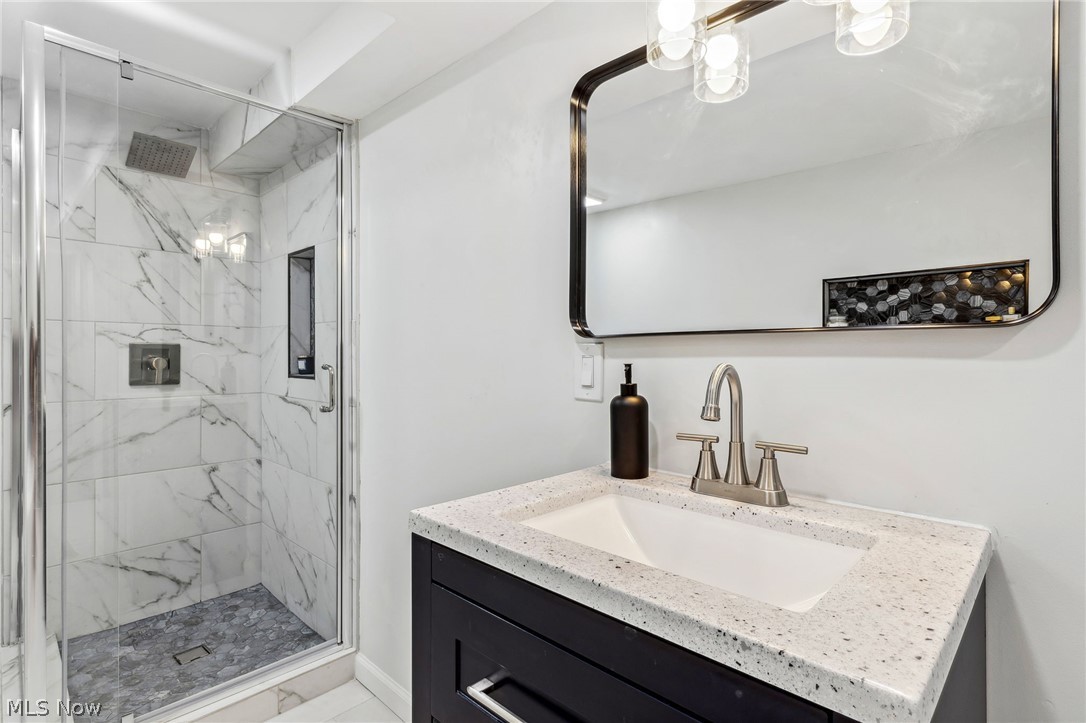 Lyndhurst Mdws Sub - Residential