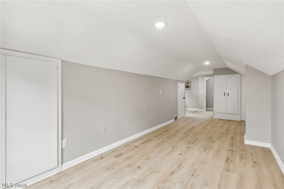 Lyndhurst Mdws Sub - Residential