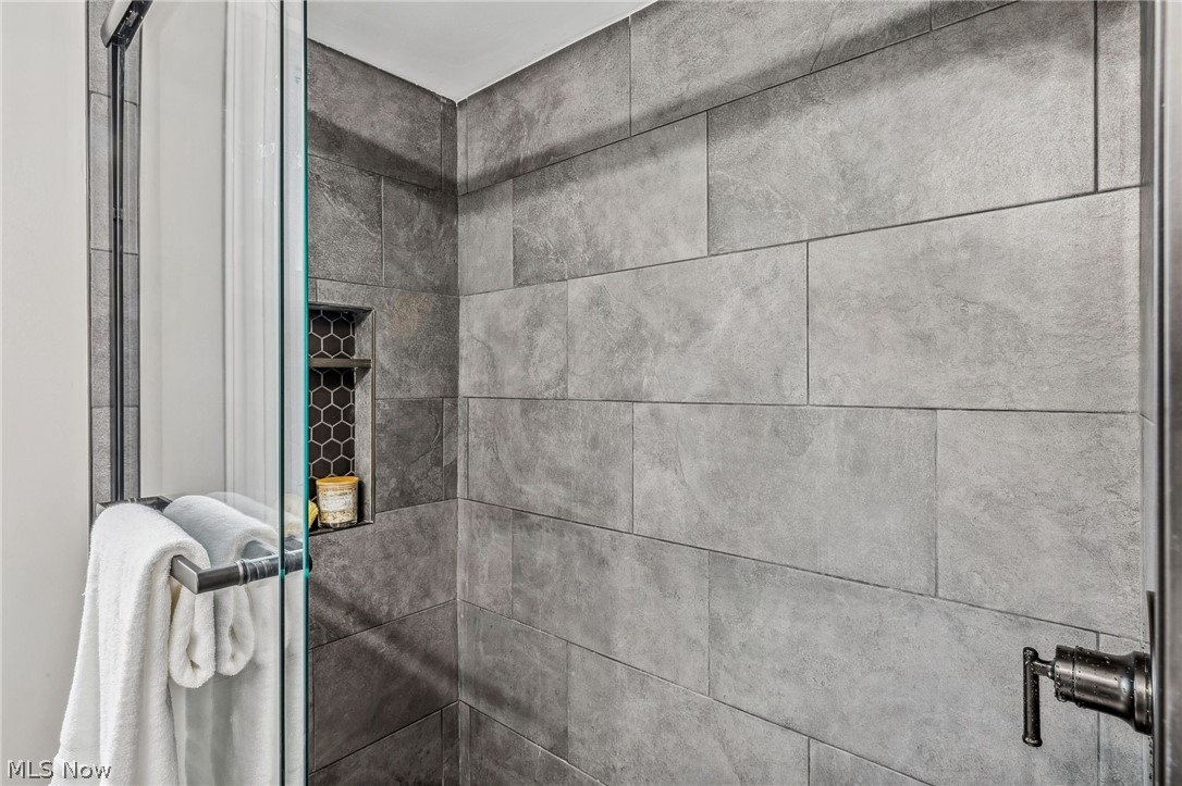 Lyndhurst Mdws Sub - Residential